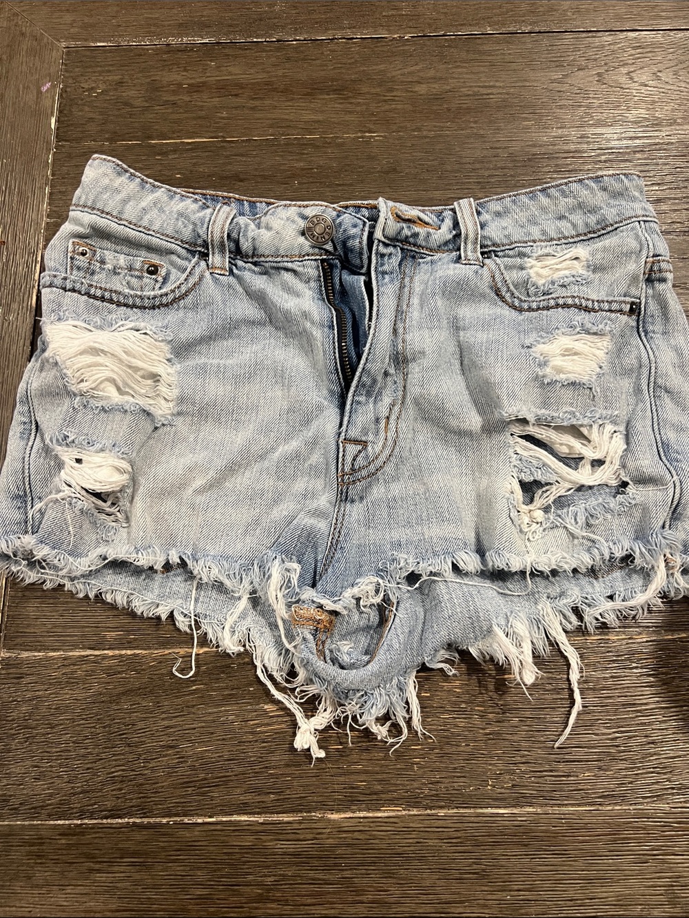 BDG high rise Dree cheeky Jean shorts size 28w